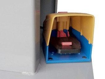 Станок для клепки тормозных накладок (заклепочник пневматический) Airkraft ZPTN0212