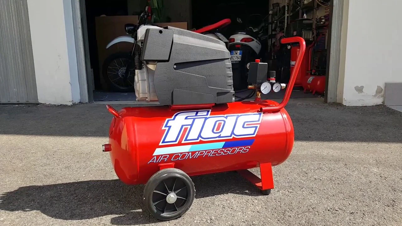 FIAC Компрессор поршневой прямоприводный FIAC GM302 (ресивер 50 л, пр-сть 290 л/мин) | 1121310832