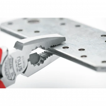 NWS Плоскогубці комбіновані силові CombiMax : L= 180 мм. ізольовані ручки VDE до 1000V // 109-49-VDE