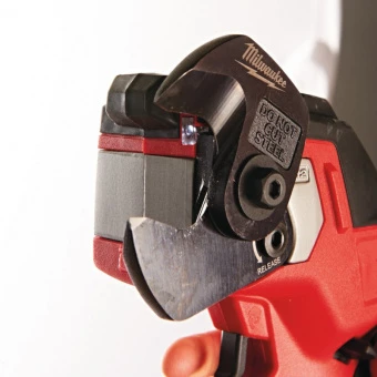 MILWAUKEE Кабелеріз акумуляторний , M12 CC-0 | 4933431600