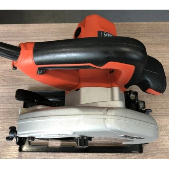 Дискова пила Makita M5802 (1.05 кВт, 190 мм)