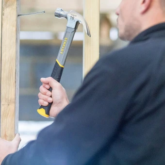 STANLEY STHT0-51309 Молоток 450г с загнутым гвоздодером и рукояткой из стекловолокна