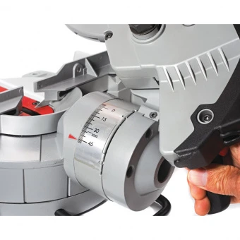 MILWAUKEE Торцовочная пила аккумуляторная 216 мм M18 SMS216-0 | 4933471057