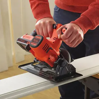 Пила циркулярная аккумуляторная BLACK+DECKER BDCCS18