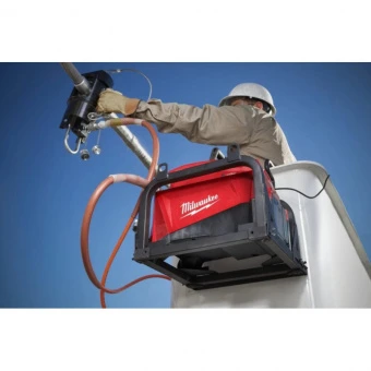 MILWAUKEE Акк. вспомогательный гидравлический насос M18 HUP700-121 (Li-Ion12Ач) | 4933471813