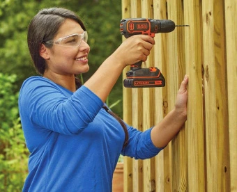 Дрель-шуруповерт аккумуляторная BLACK+DECKER BDCDC18KB