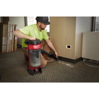 MILWAUKEE Пилосос акумуляторний ранцевий MILWAUKE, M18 FBPV-0 | 4933464483