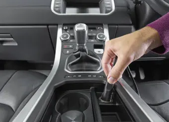 Пилосос автомобільний BLACK+DECKER, 12 В (автомережа),повітряна потужність 8.5 аВт