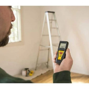 STANLEY STHT1-77354 Измеритель расстояния лазерный TLM65 (р/д 0,1-25м +3мм)