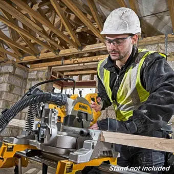 Пила торцовочная DeWALT DWS777