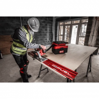 MILWAUKEE Аккумуляторная погружная пила по дереву и пластику 55 мм M18 FPS55-552P, 4933478778 | 4933