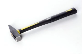 Молоток слесарный с фиберглассовой рукояткой (500гр) СИЛА