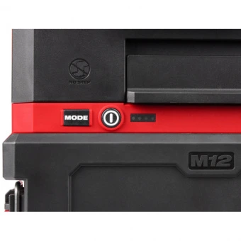 MILWAUKEE Фонарь светодиодный аккумуляторный/органайзер с портами USB-A и USB-C M12 POAL-0 PACKOUT |