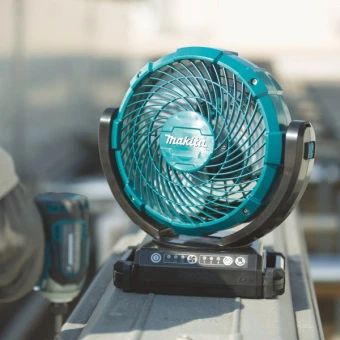 Акумуляторний вентилятор Makita DCF102Z (14.4-18 В, без АКБ, 180 мм)