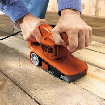 Ленточная шлифмашина Black&Decker KA86 650 Вт, лента 75х457 мм.