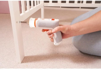 Акумуляторна викрутка  BLACK+DECKER 3,6 В, 180 об/хв, 5.5Нм,стандарт с LED подсветкой