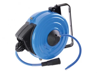 KING TONY Шланг воздушный 10м с быстросъемными фитингами в пластиковом кейсе с автоподмоткой | 79910