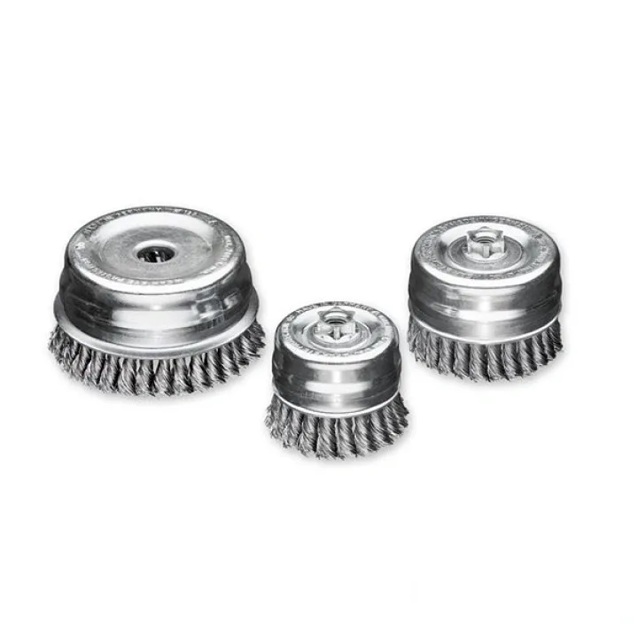 Щетка чашечная 100хМ14х2.0, ст. проволока 0.5 мм, Z26 жгутов, 9000 об / мин LESSMANN