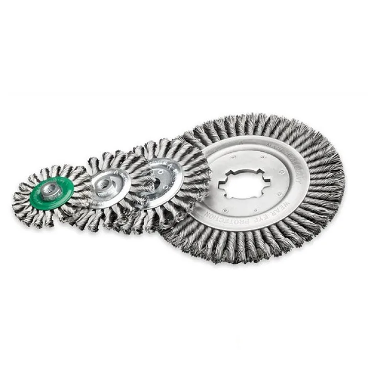 Щетка дисковая 200х22.2 мм, ст. проволока 0.5 мм, Z36 жгутов, 9000 об / мин LESSMANN