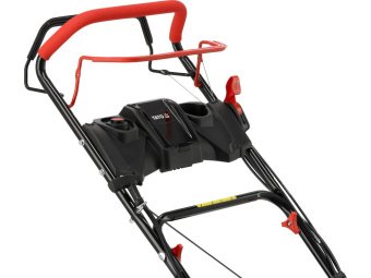 Газонокосарка бензинова YATO з приводом: 4,5кВт, ширина різання: Ø= 53 см, травозбірник- 62л