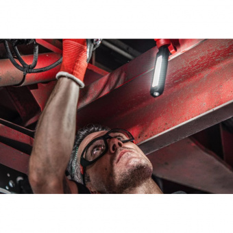 MILWAUKEE Аккумуляторный фонарь USB 3-в-1 550 люмен L4 SL550-301 | 4933478869