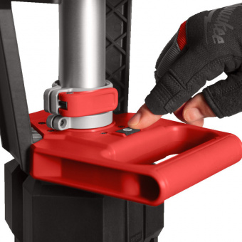 MILWAUKEE Напольный светодиодный прожектор M18 TRUEVIEW 2800 люмен SAL2-0 (каркас) + сумка в подарок