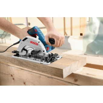 Циркулярна пила Bosch GKS 55+ GCE (1.35 кВт, 165 мм) (0601682100)