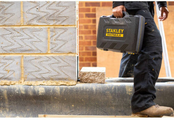 Набір голівок торцевих 1/4", 1/2" STANLEY " MaxiDrive", 81 предмет. | FMMT82826-1