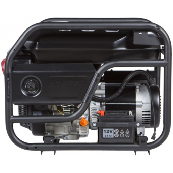 Генератор бензиновий Hyundai HHY 9050FE-T + олива (6.5 кВт, ~3ф, 400 В)