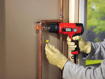 Пістолет гарячого повітря мережевий BLACK+DECKER, потужність 2200 Вт, максимальна тим-ра 645 ° C