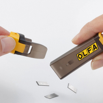 Нож OLFA DA-1; лезвие 9 мм; "STANDARD MODELS" AUTO LOCK нержавеющие направляющие