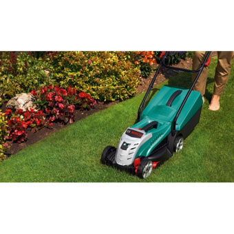 Акумуляторна газонокосарка Bosch Rotak 32 LI (36 В, 4 А*год, 320 мм) (0600885D06)