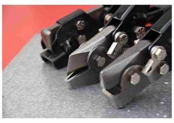 YATO Ножиці по листовому металу висічні YATO : l= 230 мм, під кут- 30°, CrV  | YT-18970