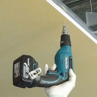 Акумуляторний шуруповерт для гіпсокартону Makita DFS451Z (18 В, без АКБ, 4 мм)