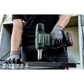 Акумуляторний заклепувальний пістолет Metabo NMP 18 LTX BL M10 (18 В, без АКБ, 15 кН) (601788840)