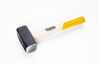 Кувалда с деревянной рукояткой (1000гр) СИЛА