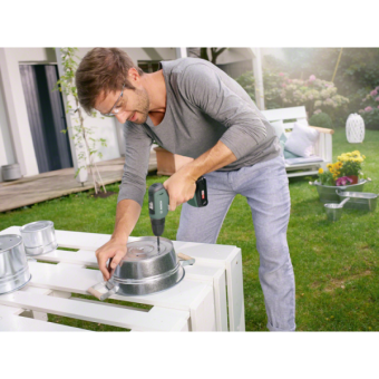 Акумуляторний дриль-шуруповерт Bosch UniversalDrill 18 (18 В, 1.5 А*год) (06039C8001)