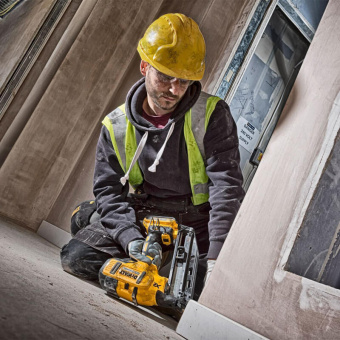 Пістолет цвяхозабивний акумуляторний DeWALT, 18В XR Li-Ion, безщітковий, діаметр/довжина цвяха 1.6/6