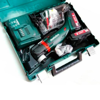 Акумуляторний багатофункційний інструмент Metabo MT 18 LTX COMPACT (2х18 В, 2 А*год, 18000 кол/хв) (