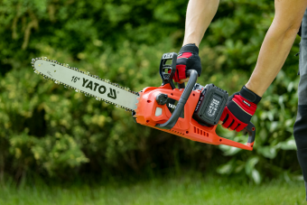 Пила ланцюгова акумуляторна YATO: 36 В (2 x Li-Ion 18 В 4 АГод), шина- 16"/40 см, 56 ланок [2]