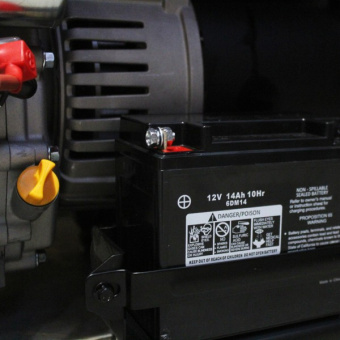 Бензиновий генератор SENCI SC17000E + олива (8.8 кВт)