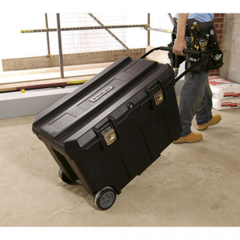 STANLEY Ящик 1-93-278 пластмассовый с колесами "Mobile Job Chest™" с интегрированным замком.